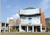 広島市立大学